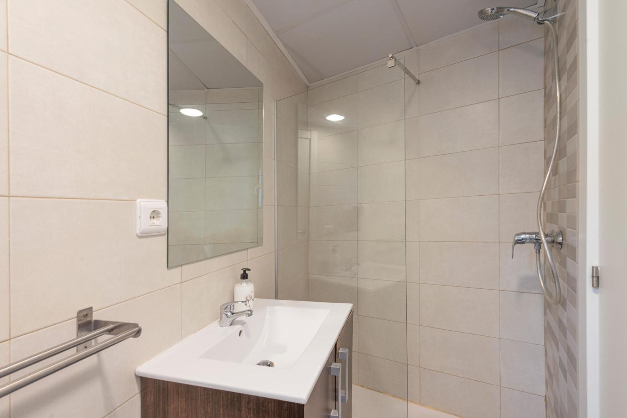לןקמאג'ור Beetroot, Jedes Zimmer Verfuegt Ueber Smart Tv , Eigenes Bad Mit Regendusche Und Balkon מראה חיצוני תמונה